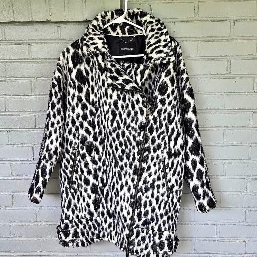 Vintage vibes banana republic snow leopard moto coat